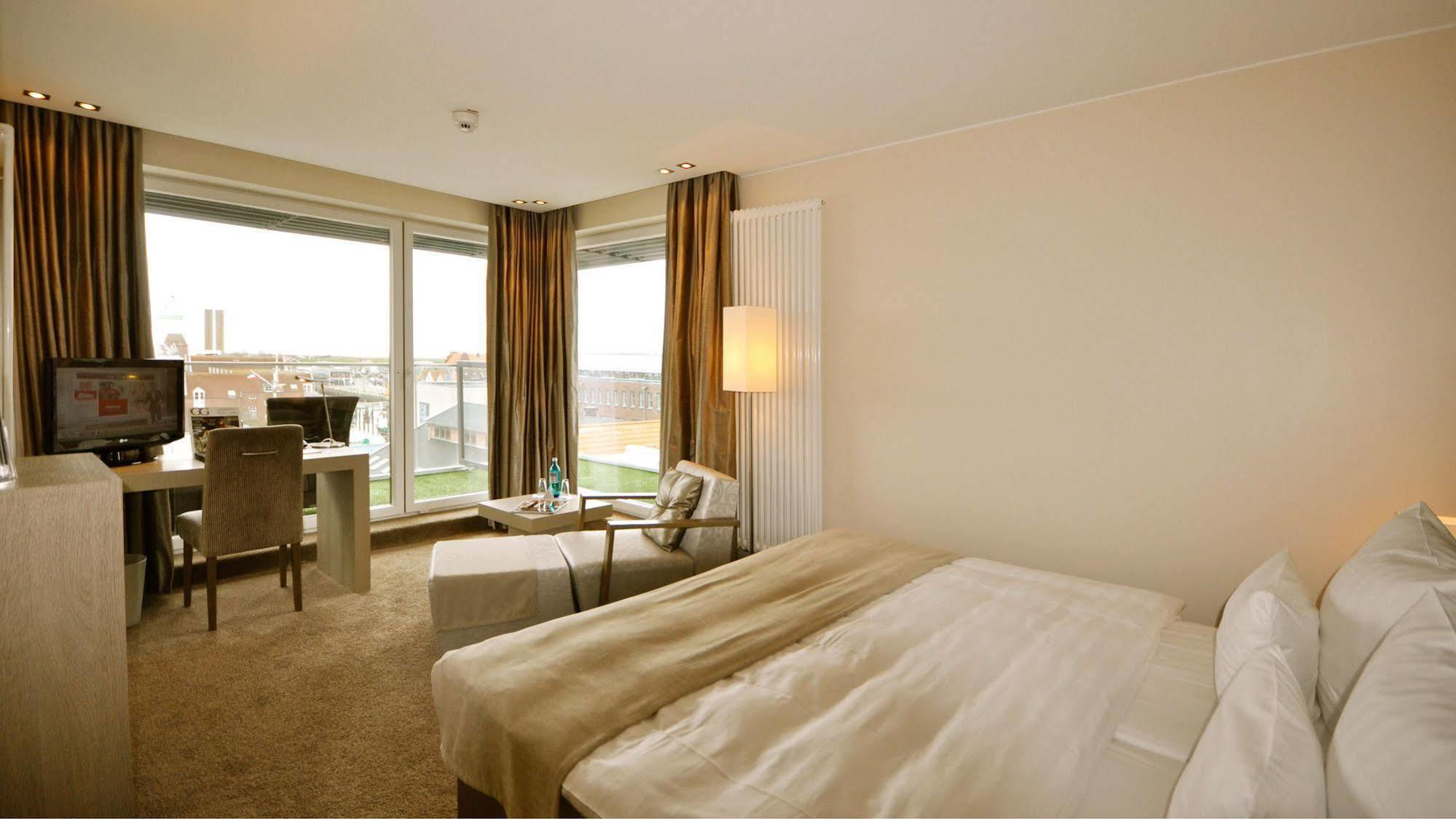 Thomas & Lifestyle Hotel 4*